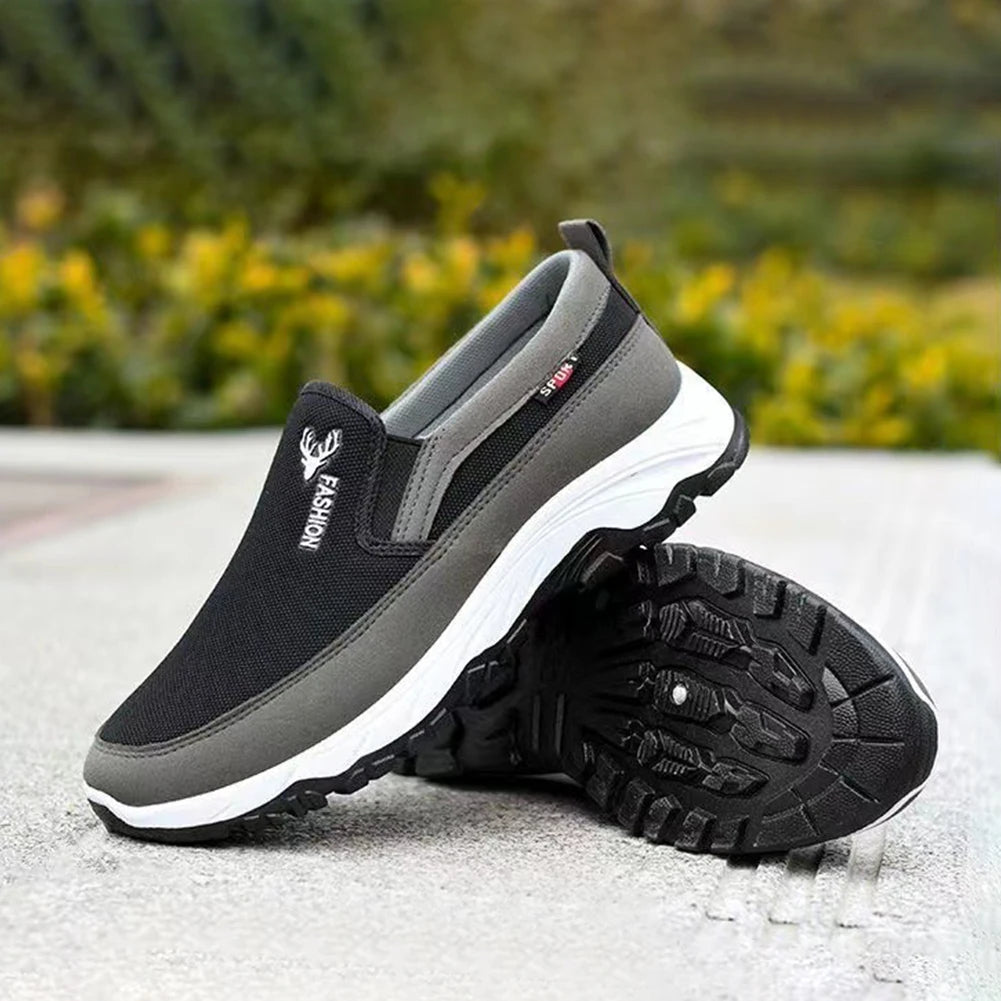 Men Casual Canvas Shoes Lightweight Summer Mesh Shoes Breathable Slip on Flats Men Fashion Walking Shoes Soft Loafers for Men