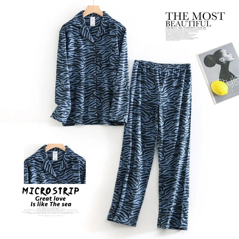 Women's Autumn and Winter Cartoon Printed Fashion Pattern Cotton Warm Brushed Homewear Pajamas Suit for Women Sleepwear