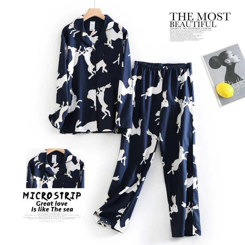 Women's Autumn and Winter Cartoon Printed Fashion Pattern Cotton Warm Brushed Homewear Pajamas Suit for Women Sleepwear