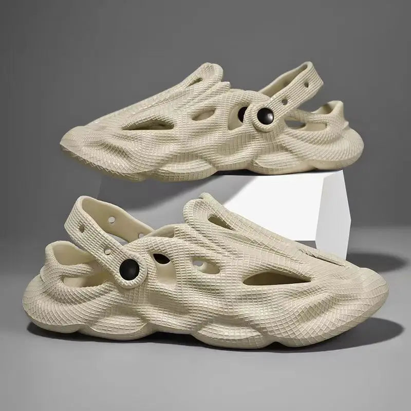 Novelty Hot Sale Garden Shoes for Women  Mens Sandals EVA Lightweight Beach Clogs Summer Beach Zapatos Hombre for Men and Women