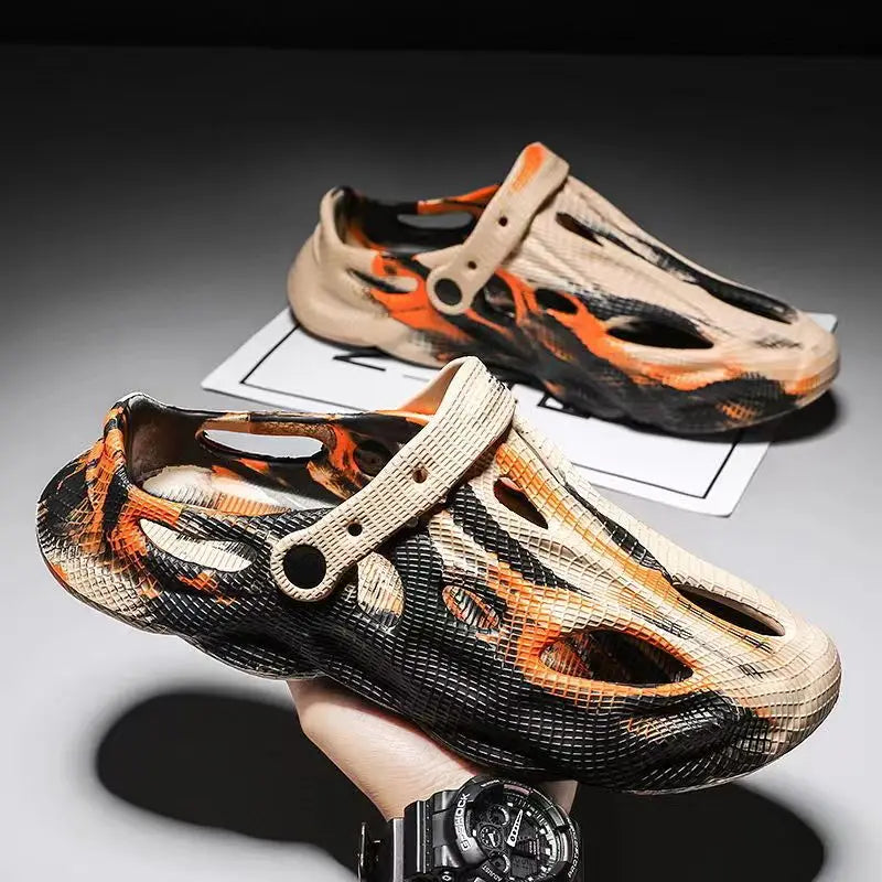 Novelty Hot Sale Garden Shoes for Women  Mens Sandals EVA Lightweight Beach Clogs Summer Beach Zapatos Hombre for Men and Women