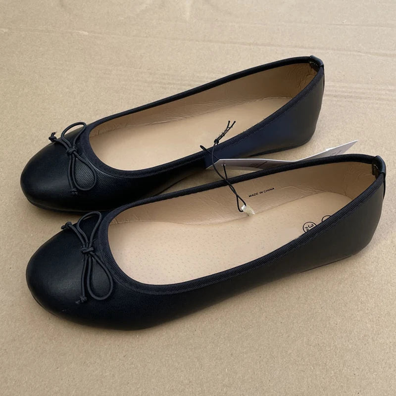 حذاء باليه أنيق من الحرير سهل الارتداء من Aneikeh Fashion باللون الأسود 2024 حذاء باليه مسطح بكعب منخفض وعقدة ضحلة صيفية للسيدات