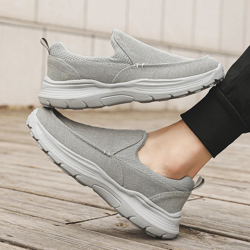 New Men Canvas Shoes Fashion Men's Casual Shoes Light Non-slip Loafer Washed Denim Flat shoes Outdoor Sneakers Vulcanized Shoes