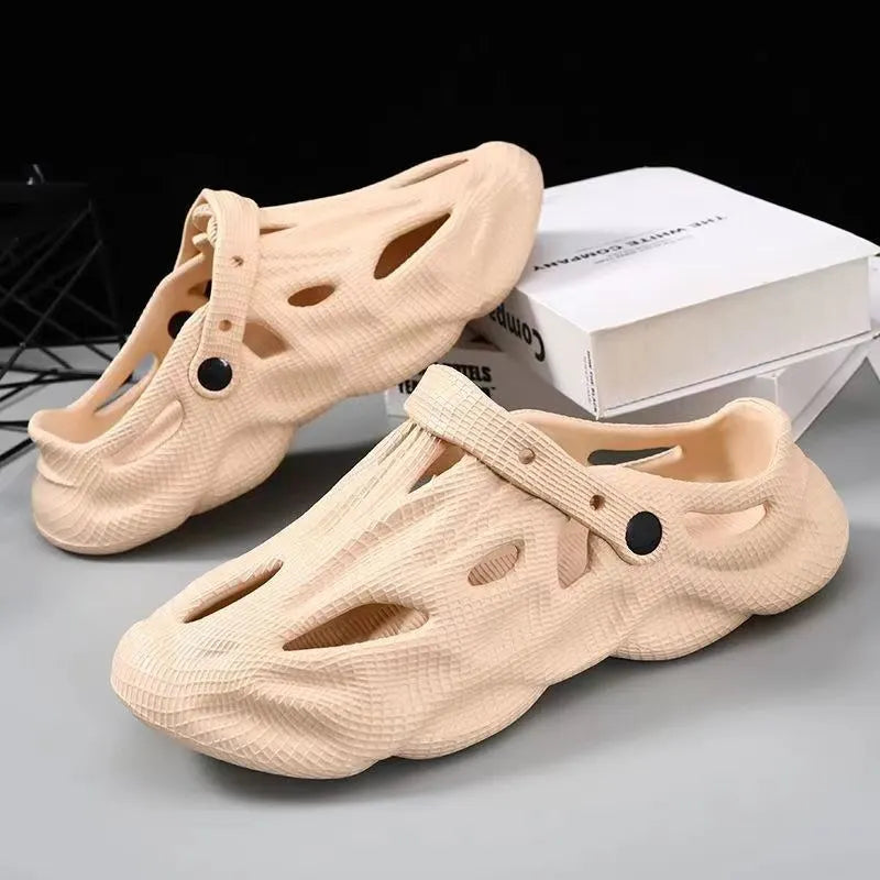 Novelty Hot Sale Garden Shoes for Women  Mens Sandals EVA Lightweight Beach Clogs Summer Beach Zapatos Hombre for Men and Women