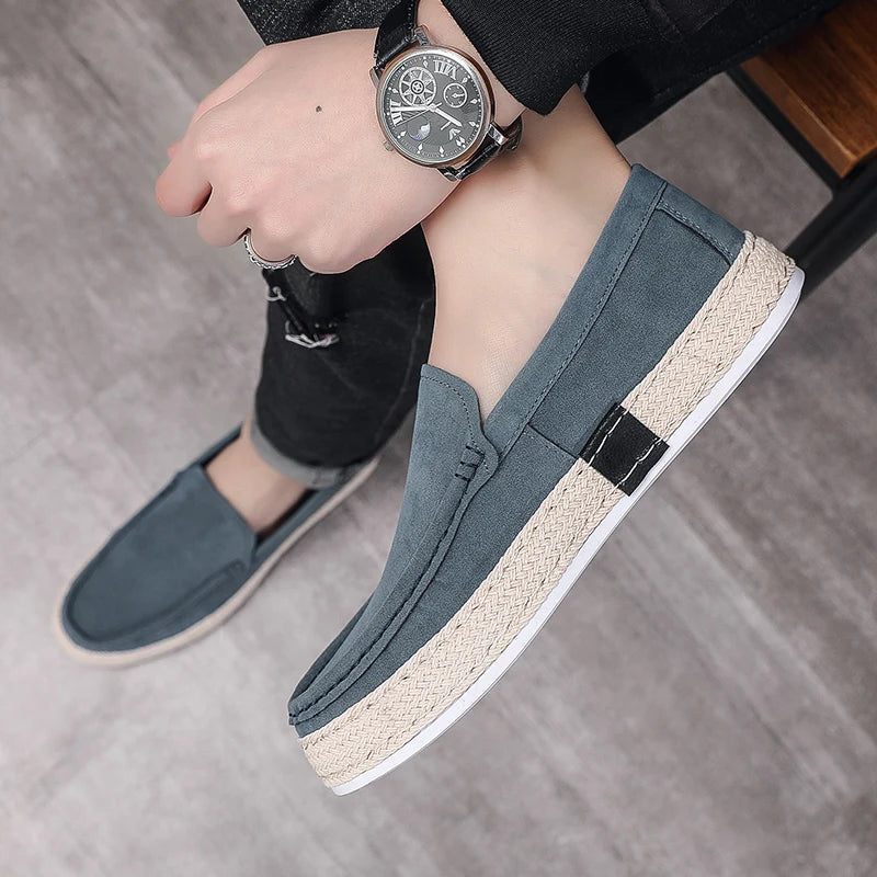 New Canvas Shoes Men Breathable Light Slip on Flat Summer Classic Loafers Casual Shoes Breathable Walking Footwear Men Sneakers